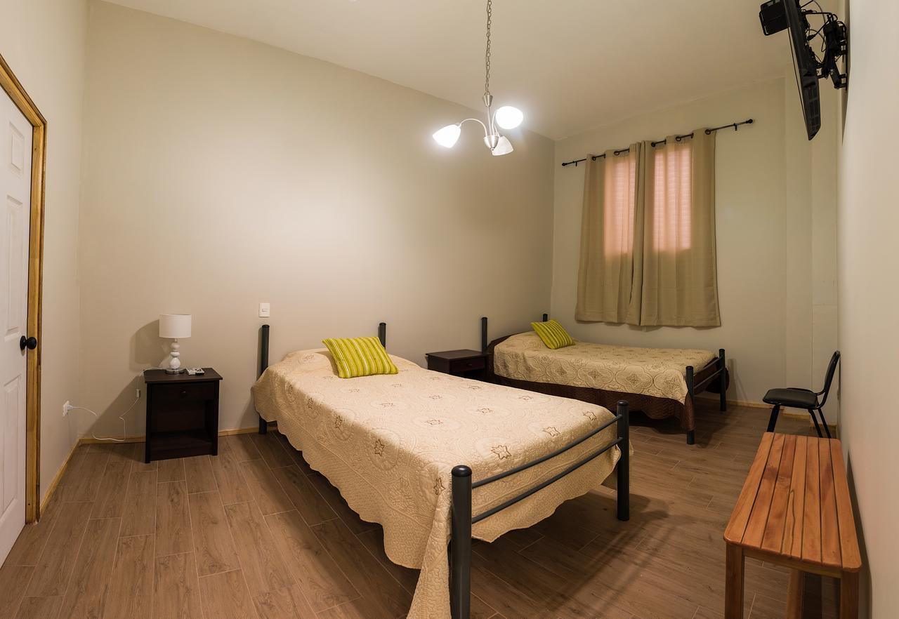 Hotel Sierra Bella Сантьяго Екстер'єр фото